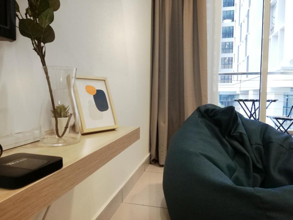 Subang City Residence, 8-9 Pax With Balcony, Walking Distance To Summit, 5Min To Sunway Subang Jaya Exterior foto